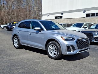 Certified 2022 Audi Q5 2.0T Premium w/ Convenience Package image 1