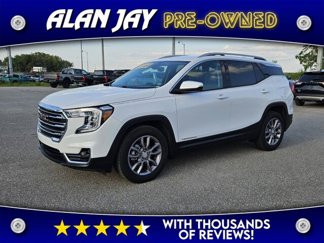 Used 2023 GMC Terrain SLT image 1