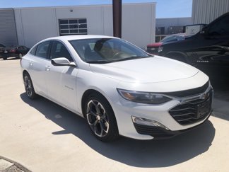Used 2023 Chevrolet Malibu LT image 1