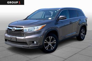 Used 2016 Toyota Highlander XLE image 1