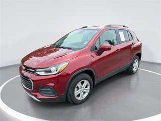 Used 2022 Chevrolet Trax LT w/ LT Convenience Package image 1