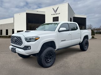 Used 2021 Toyota Tacoma TRD Sport image 1