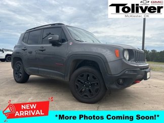 Used 2018 Jeep Renegade Trailhawk image 1
