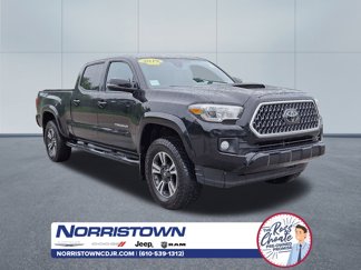 Used 2019 Toyota Tacoma TRD Sport image 1