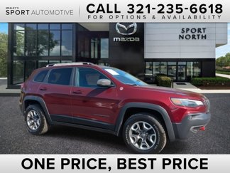 Used 2019 Jeep Cherokee Trailhawk image 1