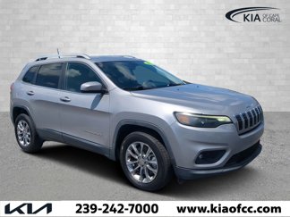 Used 2019 Jeep Cherokee Latitude Plus w/ Comfort/Convenience Group image 1