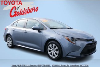 Used 2023 Toyota Corolla LE image 1