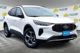 New 2025 Ford Escape ST-Line w/ Cold Weather Package image 1