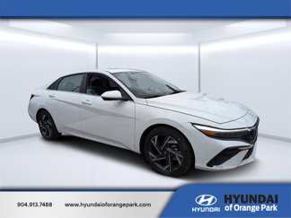 New 2025 Hyundai Elantra SEL image 1