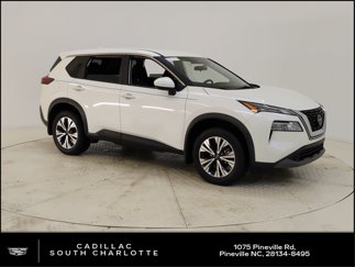 Used 2023 Nissan Rogue SV image 1