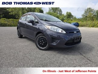 Used 2013 Ford Fiesta SE image 1