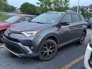 Used 2016 Toyota RAV4 SE image 1