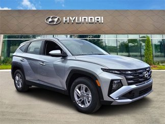 New 2025 Hyundai Tucson SE image 1