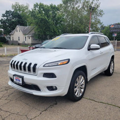 Used 2017 Jeep Cherokee Overland image 1