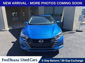 Used 2023 Nissan Versa SV video 2