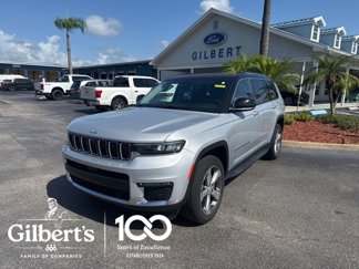 Used 2022 Jeep Grand Cherokee L Limited w/ Luxury Tech Group II image 1