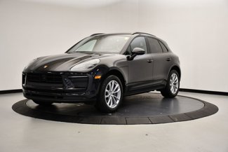 Used 2025 Porsche Macan Turbo image 1
