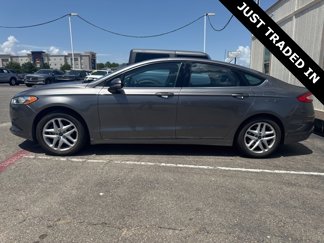Used 2014 Ford Fusion SE image 1