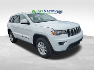 Used 2019 Jeep Grand Cherokee Laredo image 1
