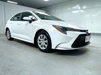 Certified 2024 Toyota Corolla LE image 1