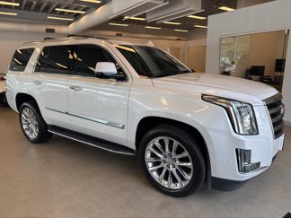 Used 2019 Cadillac Escalade Luxury image 1
