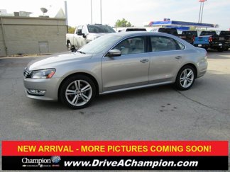 Used 2014 Volkswagen Passat TDI SEL Premium image 1