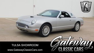 Used 2005 Ford Thunderbird image 1