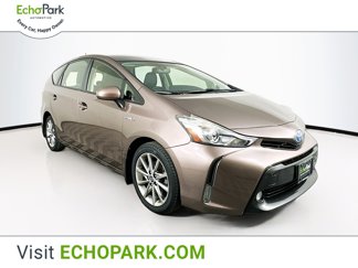 Used 2017 Toyota Prius V Five image 1
