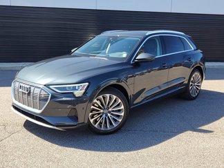 Used 2019 Audi e-tron Prestige image 1
