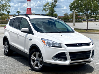 Used 2015 Ford Escape SE w/ Equipment Group 201A image 1
