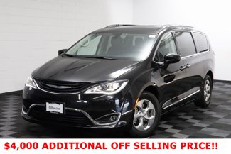 Used 2018 Chrysler Pacifica Touring-L image 1