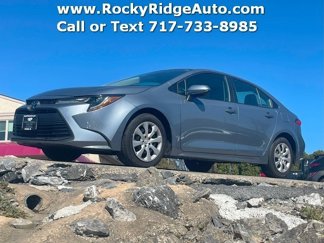 Used 2023 Toyota Corolla LE image 1