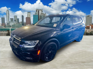 Used 2021 Volkswagen Tiguan SE R-Line image 1