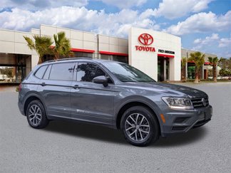 Used 2021 Volkswagen Tiguan S image 1