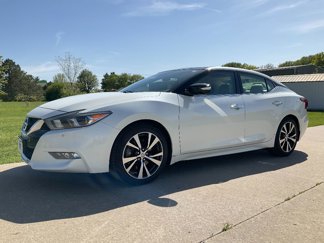 Used 2017 Nissan Maxima Platinum image 1