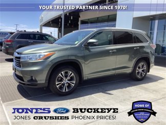 Used 2016 Toyota Highlander XLE image 1