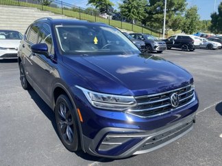 Certified 2022 Volkswagen Tiguan SE image 1