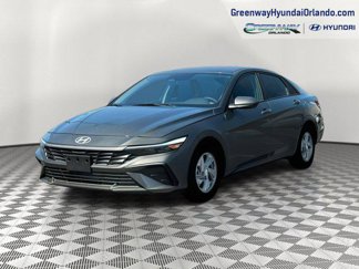 New 2025 Hyundai Elantra SE image 1