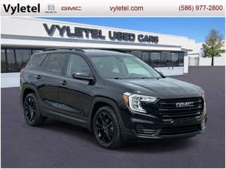 Certified 2022 GMC Terrain SLE w/ Driver Convenience Package image 1