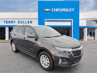 Used 2023 Chevrolet Equinox LT image 1