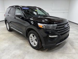 Used 2022 Ford Explorer XLT w/ Equipment Group 202A image 1