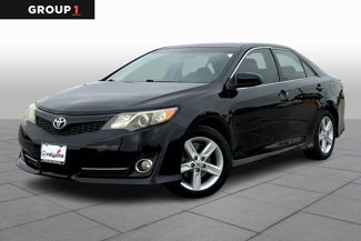 Used 2013 Toyota Camry SE image 1