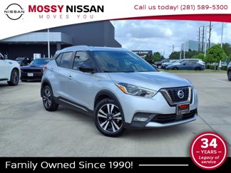 Used 2020 Nissan Kicks SR image 1
