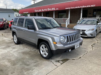 Used 2016 Jeep Patriot Latitude image 1
