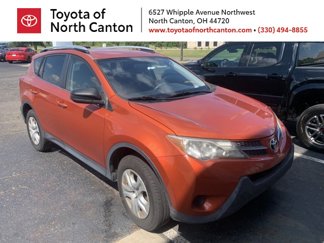 Used 2015 Toyota RAV4 LE image 1