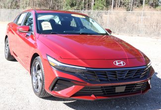 Certified 2024 Hyundai Elantra SEL w/ Convenience Package image 1