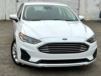 Used 2019 Ford Fusion SE image 1