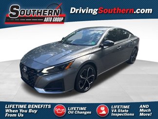 Used 2024 Nissan Altima 2.5 SR image 1