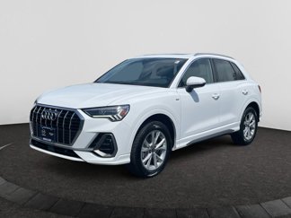 Used 2024 Audi Q3 2.0T Premium image 1
