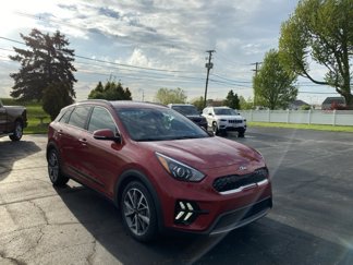 Used 2021 Kia Niro Touring image 1
